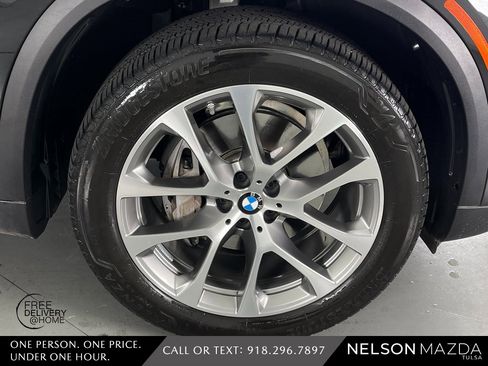 Used 2024 BMW X5 xDrive40i w/ Premium Package image 14