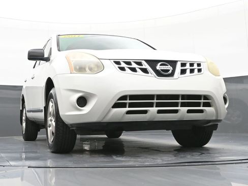 Used 2011 Nissan Rogue S image 57