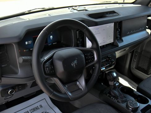 Used 2025 Ford Bronco Big Bend AWD/4WD image 14