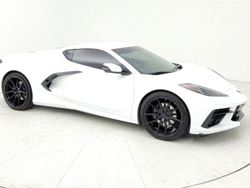 Used 2021 Chevrolet Corvette Stingray w/ Battery Protection Package image 8