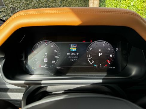 Used 2023 Land Rover Defender 130 X image 10