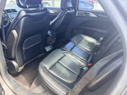 Used 2017 Lincoln MKZ Reserve FWD image 14
