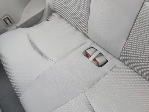 Used 2006 Toyota Highlander Limited image 12