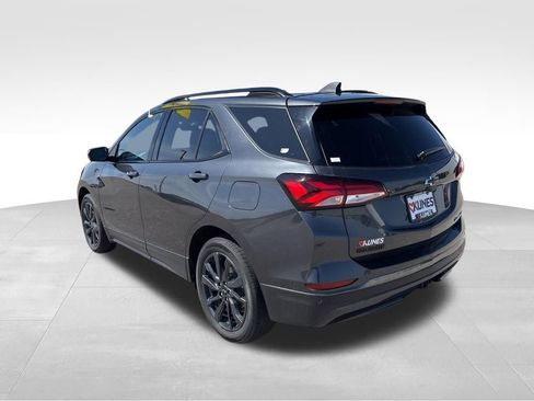 Used 2022 Chevrolet Equinox RS w/ LPO, Floor Liner Package AWD/4WD image 7