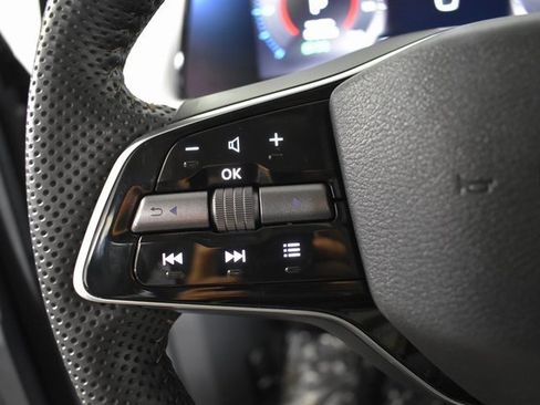 Certified 2024 Nissan Ariya AWD image 17