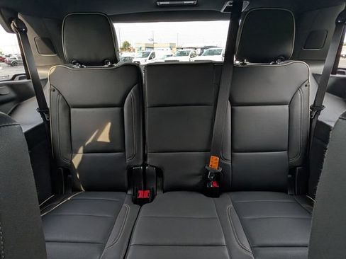 Used 2023 Chevrolet Tahoe Premier w/ Advanced Technology Package AWD/4WD image 26
