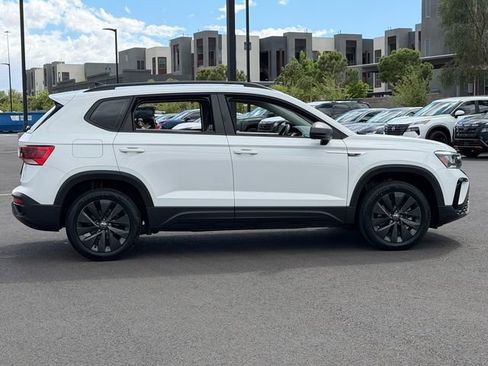 Used 2022 Volkswagen Taos S FWD image 7