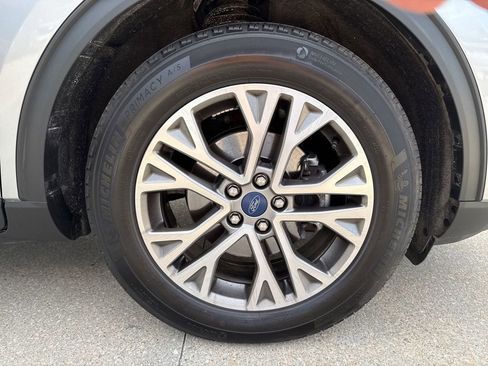 Used 2022 Ford Escape SEL FWD image 51