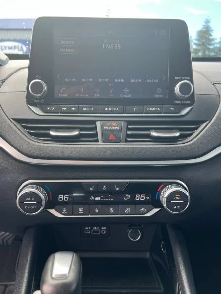 Used 2020 Nissan Altima 2.5 SV AWD/4WD image 34