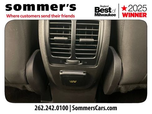 Used 2017 Ford Escape SE w/ Equipment Group 201A FWD image 22