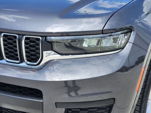 New 2026 Jeep Grand Cherokee L 2WD image 9