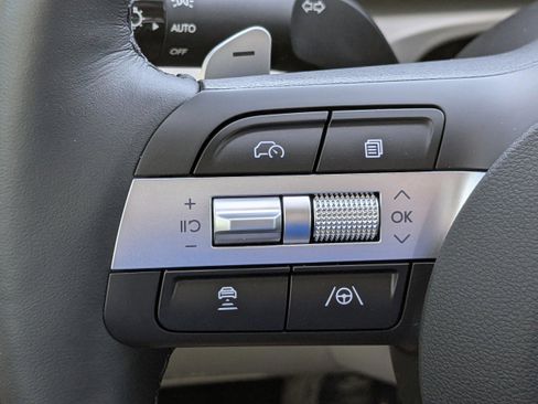 New 2026 Hyundai Tucson Limited FWD image 32
