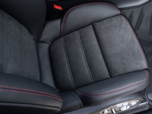 New 2026 Porsche Macan GTS image 48