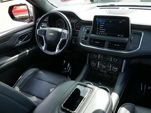 Used 2021 Chevrolet Tahoe Premier AWD/4WD image 9