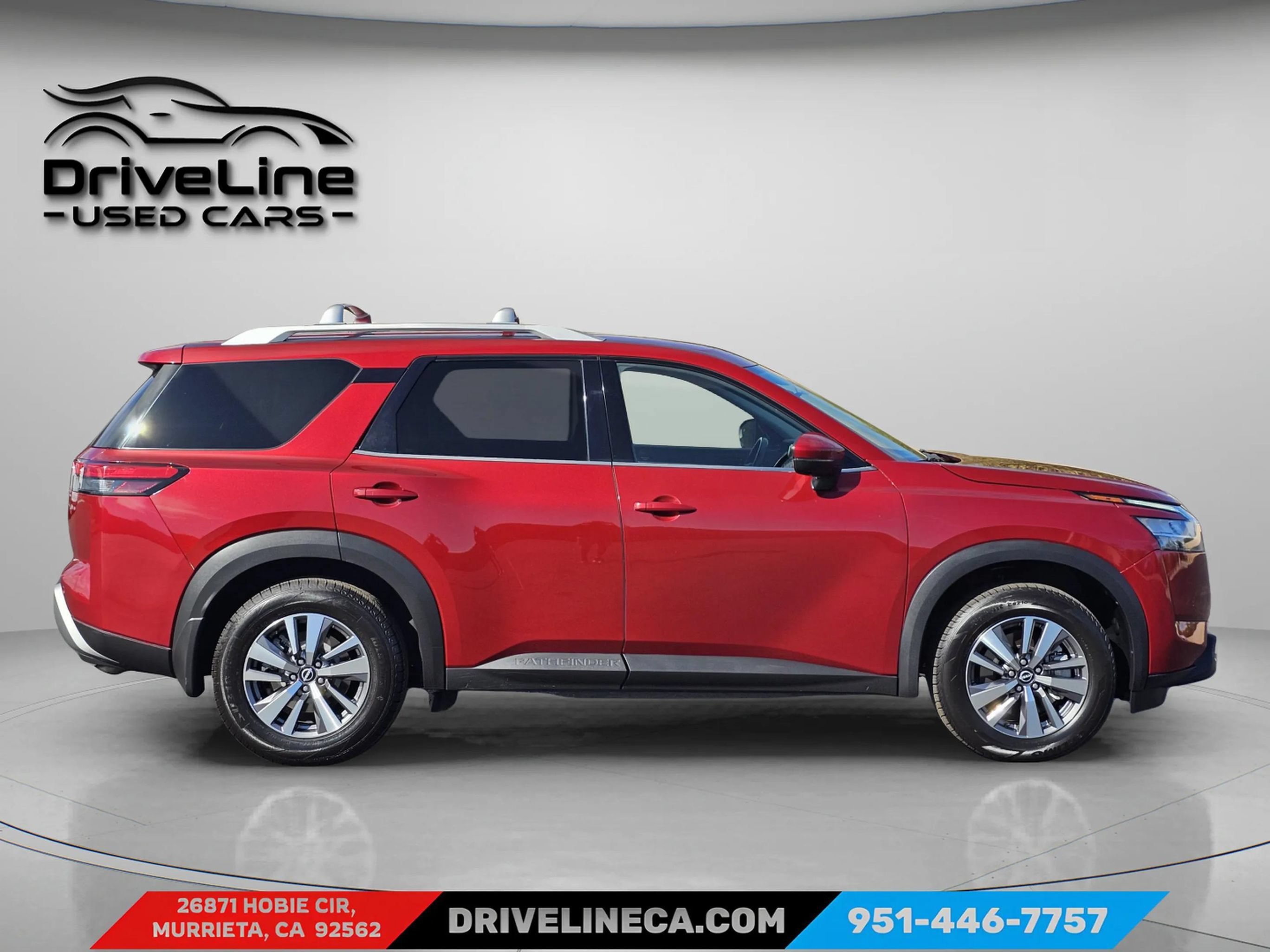 Used 2022 Nissan Pathfinder SL FWD image 11