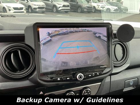 Used 2019 Toyota Tacoma SR w/ SR Convenience Package AWD/4WD image 13
