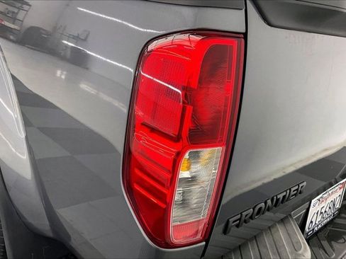 Used 2018 Nissan Frontier SV w/ Value Truck Package image 29