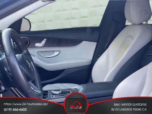 Used 2017 Mercedes-Benz C 300 Sedan image 11