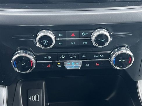 New 2025 Ford F150 Lightning XLT image 18