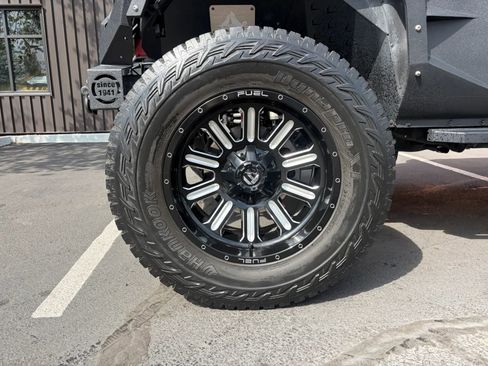 Used 2021 Jeep Gladiator Rubicon AWD/4WD image 9