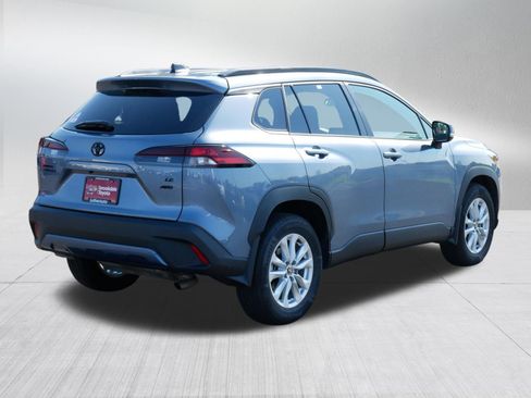 Certified 2026 Toyota Corolla Cross LE AWD/4WD image 7