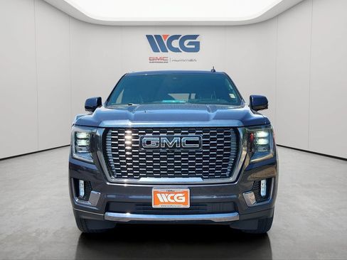 Used 2024 GMC Yukon Denali Ultimate AWD/4WD image 6