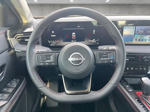 New 2025 Nissan Kicks SR w/ SR Premium Package image 21