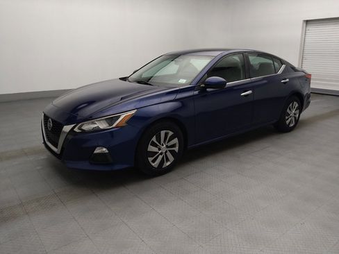 Used 2019 Nissan Altima 2.5 S FWD image 2