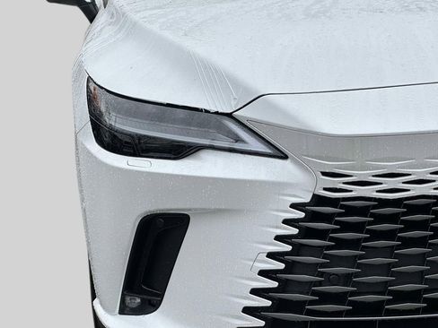 New 2026 Lexus RX 450h AWD image 9