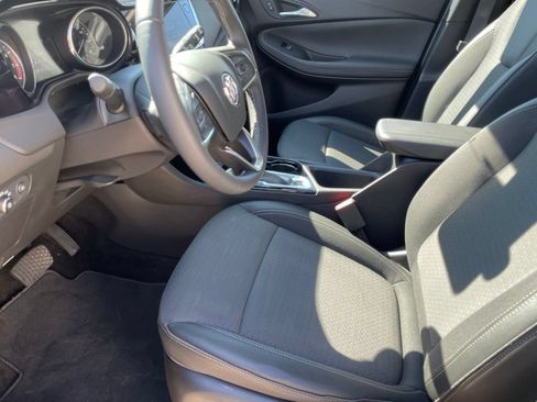 Used 2023 Buick Encore GX Select FWD image 9