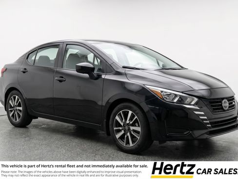 Used 2025 Nissan Versa SV image 1