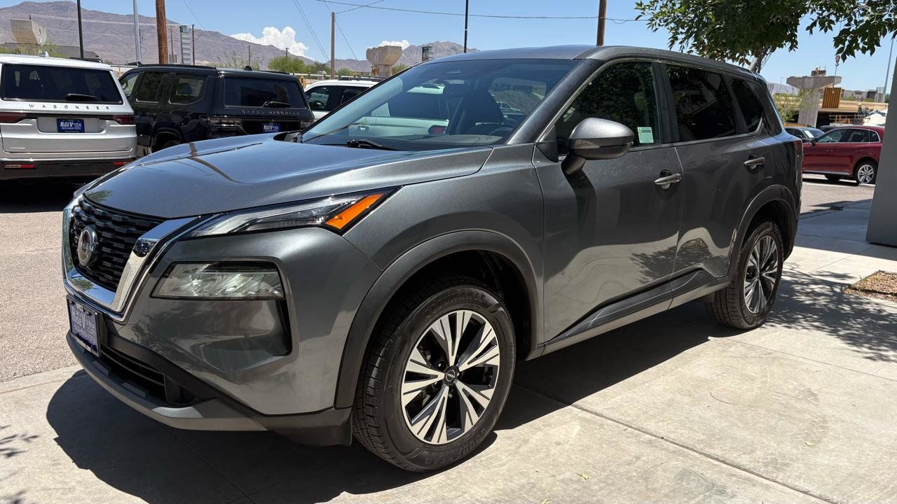 Used 2022 Nissan Rogue SV FWD image 14