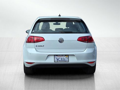 Used 2016 Volkswagen e-Golf SEL Premium w/ Driver Assistance Package image 5