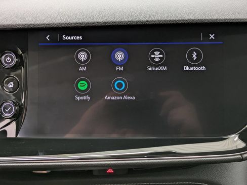 Used 2023 Buick Envision Avenir AWD/4WD image 43