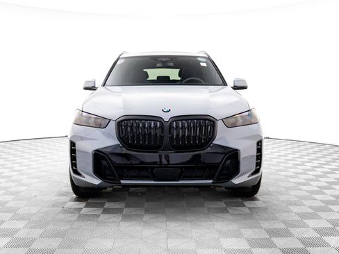 Used 2026 BMW X5 xDrive40i w/ M Sport Package image 10