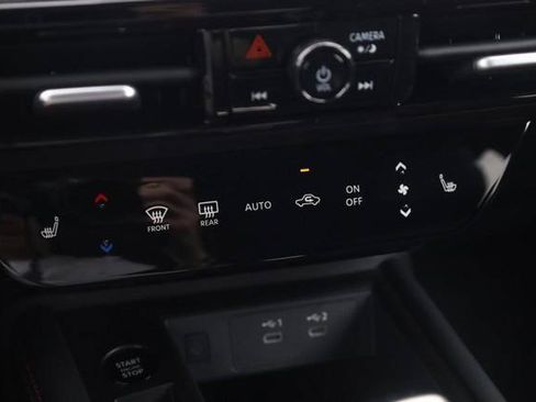 New 2026 Nissan Kicks SR AWD/4WD image 15