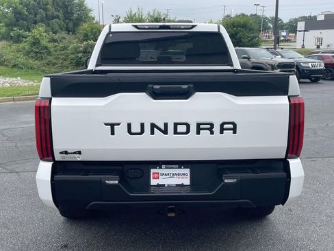 Used 2025 Toyota Tundra SR w/ SR Tow Package AWD/4WD image 9