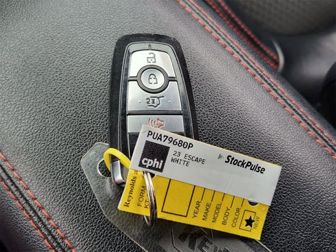 Used 2023 Ford Escape ST-Line image 32