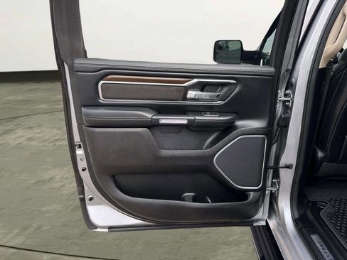 Used 2021 RAM 1500 Laramie image 15