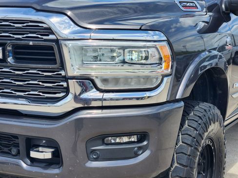 Used 2019 RAM 2500 Limited AWD/4WD image 10