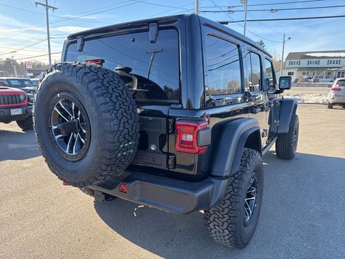New 2026 Jeep Wrangler Unlimited Rubicon w/ Technology Group image 5