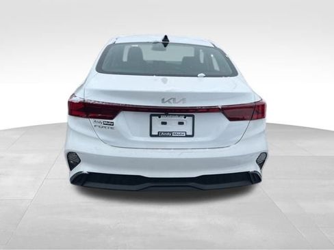 Certified 2024 Kia Forte LXS image 7