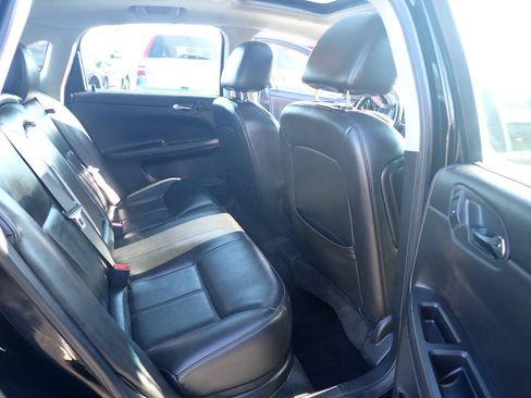 Used 2012 Chevrolet Impala LTZ FWD image 11