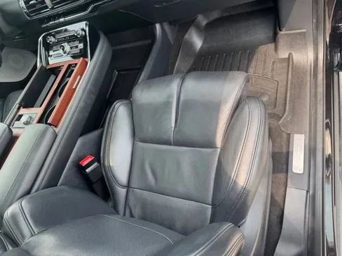 Used 2023 Lincoln Navigator L Reserve AWD/4WD image 15