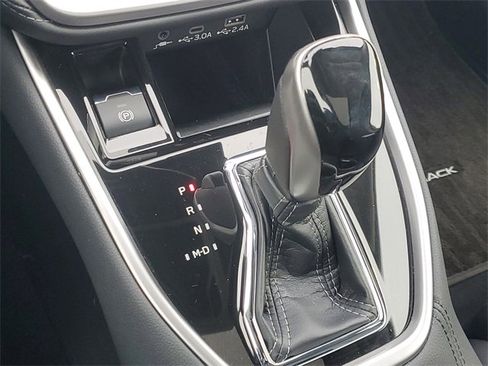 Used 2024 Subaru Outback Limited image 29
