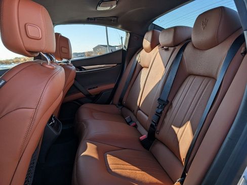 Used 2019 Maserati Ghibli S Q4 image 12