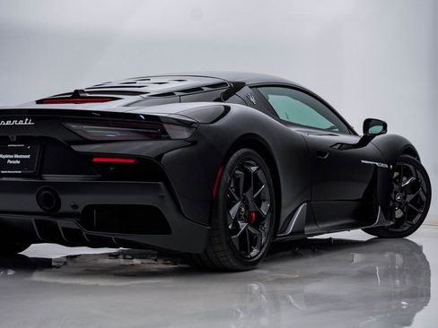 Certified 2023 Maserati MC20 Coupe RWD image 11