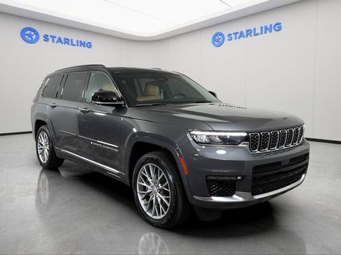Used 2024 Jeep Grand Cherokee L Summit AWD/4WD image 13