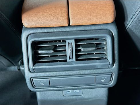 Used 2025 MAZDA CX-50 Meridian Edition w/ Weather Package image 28