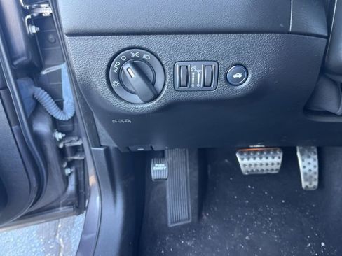 Used 2022 Dodge Charger SRT Hellcat w/ Harman/Kardon Audio Group image 32